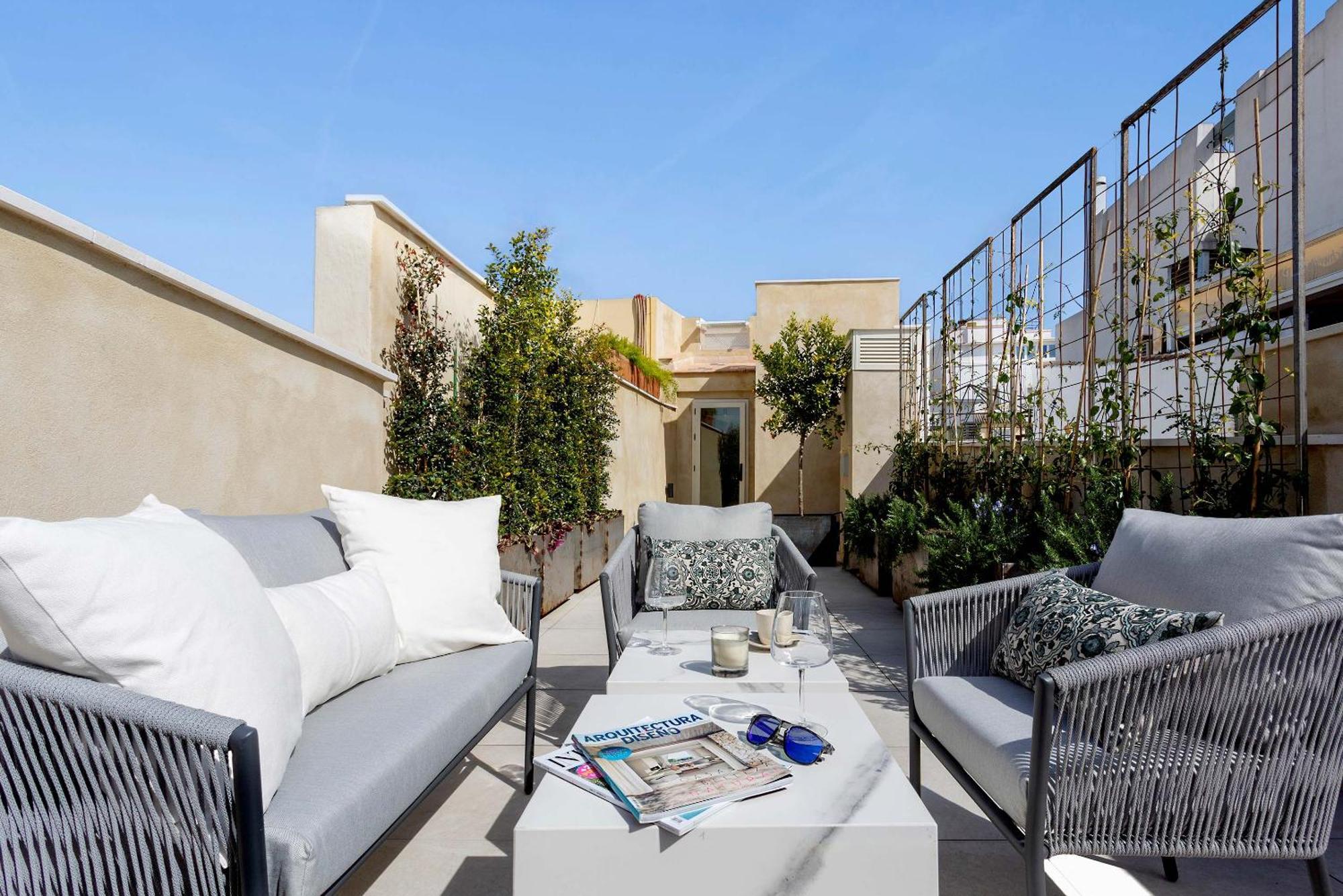 Genteel Home San Francisco Suites Seville Luaran gambar