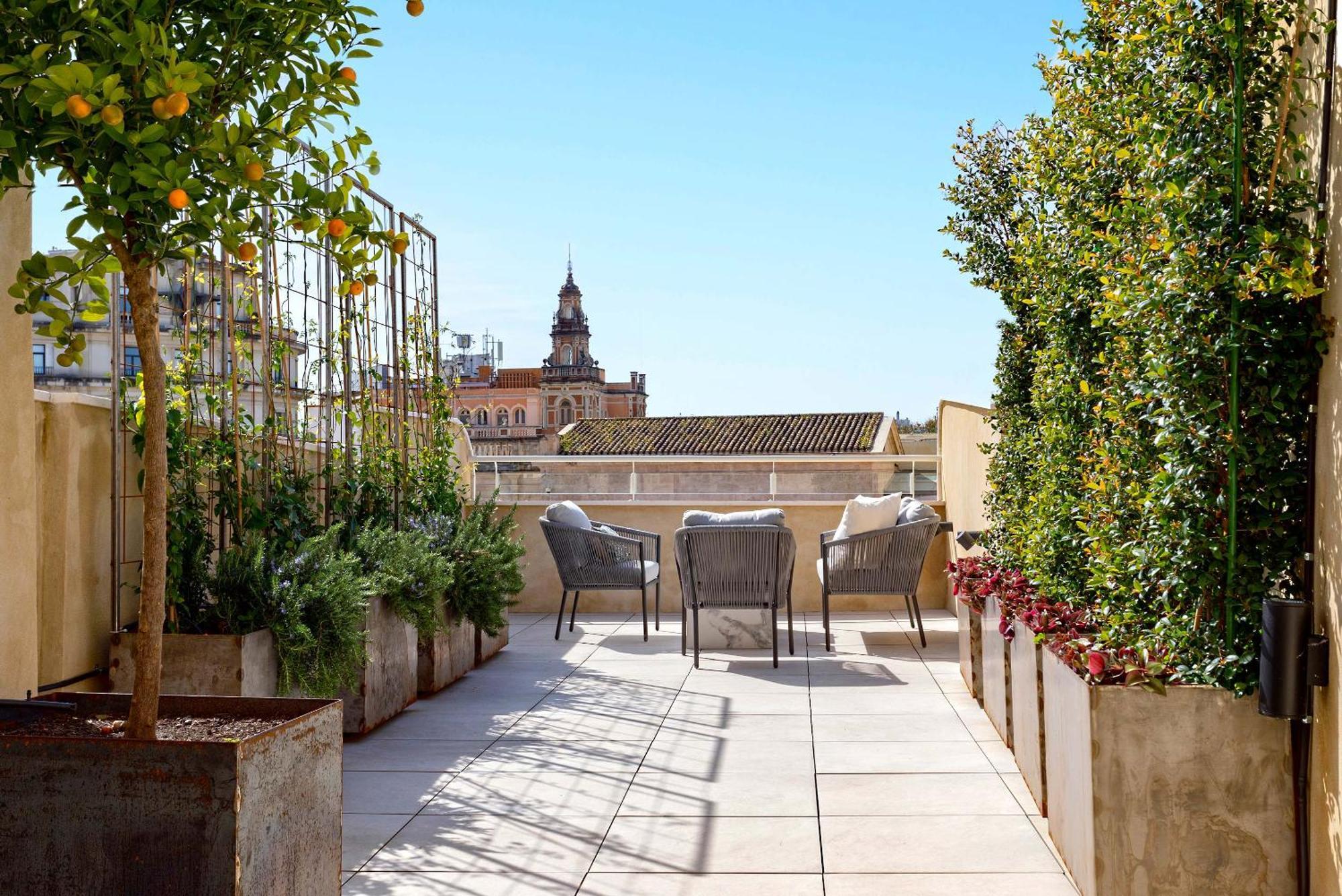 Genteel Home San Francisco Suites Seville Luaran gambar