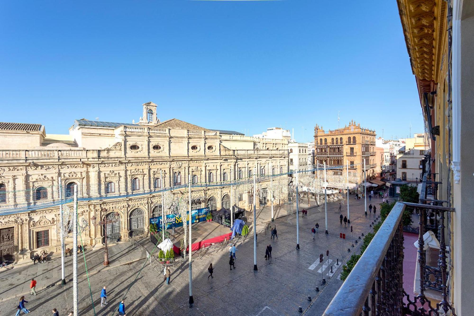 Genteel Home San Francisco Suites Seville Luaran gambar