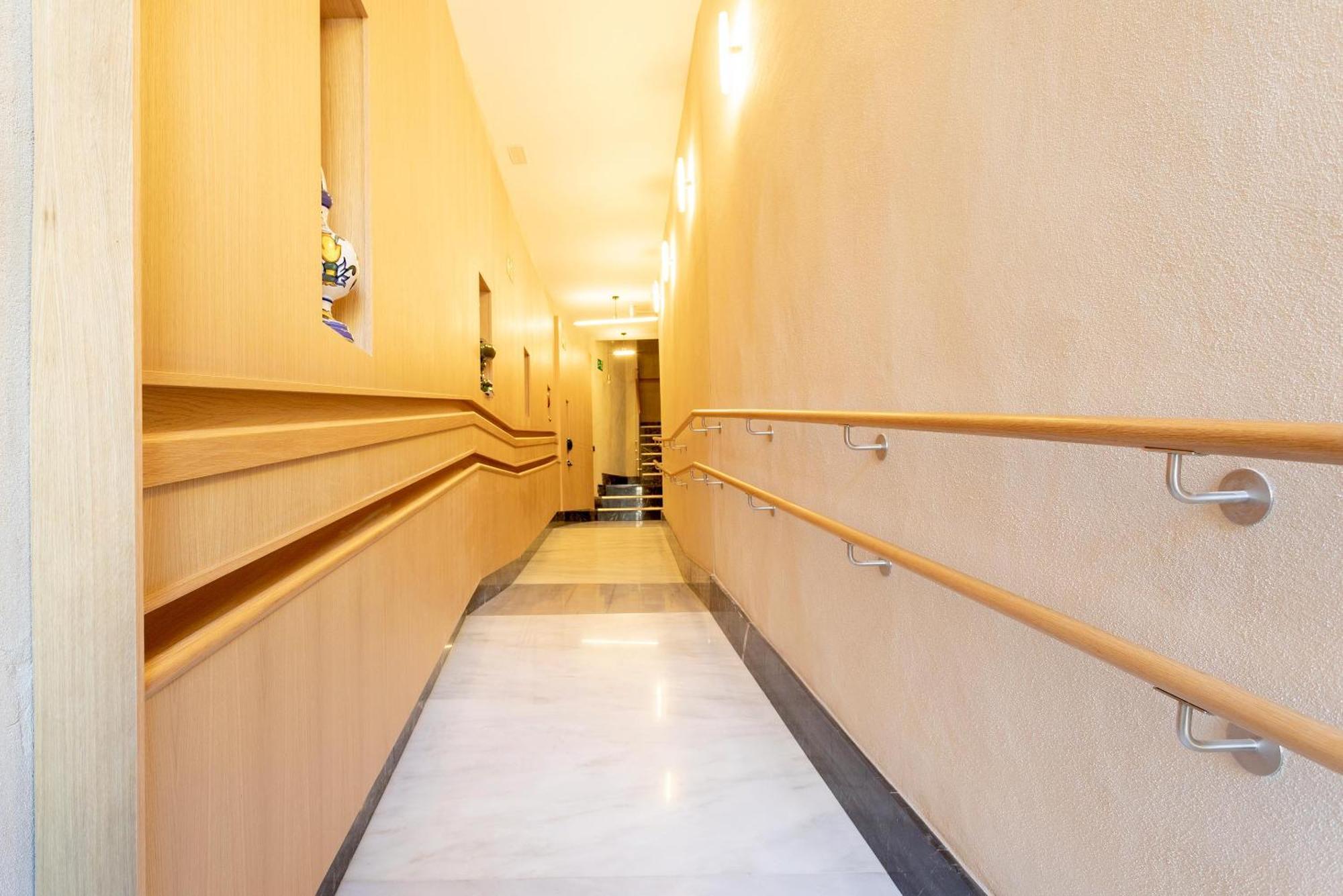 Genteel Home San Francisco Suites Seville Luaran gambar