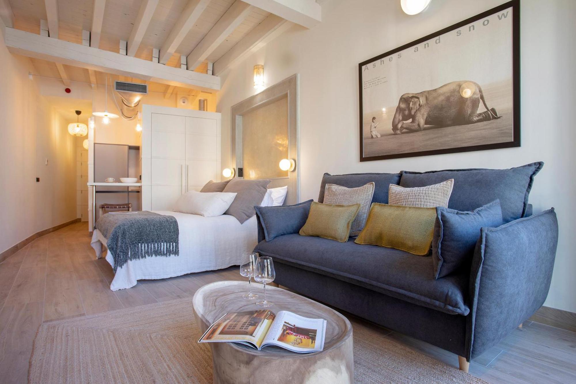 Genteel Home San Francisco Suites Seville Luaran gambar