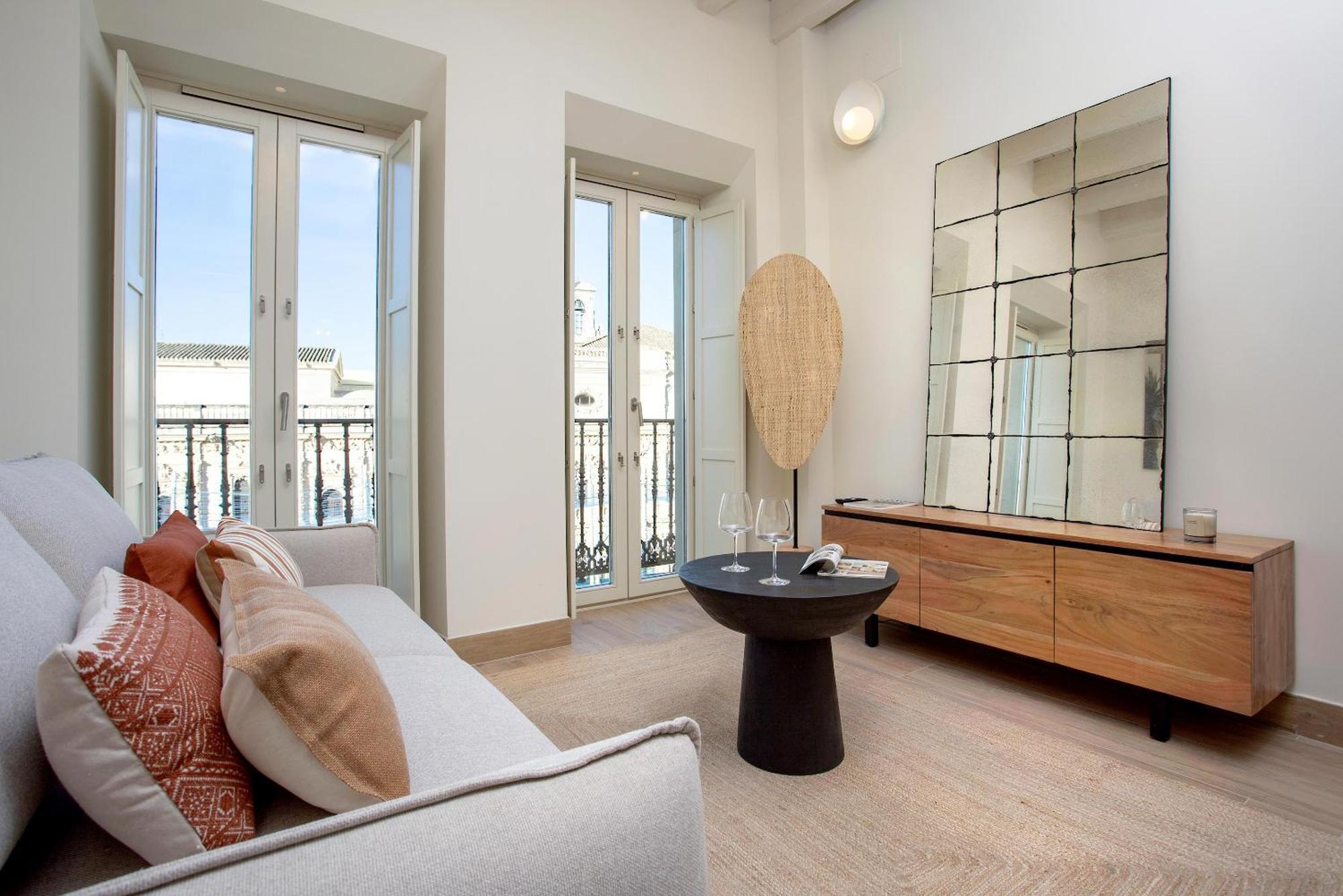 Genteel Home San Francisco Suites Seville Luaran gambar