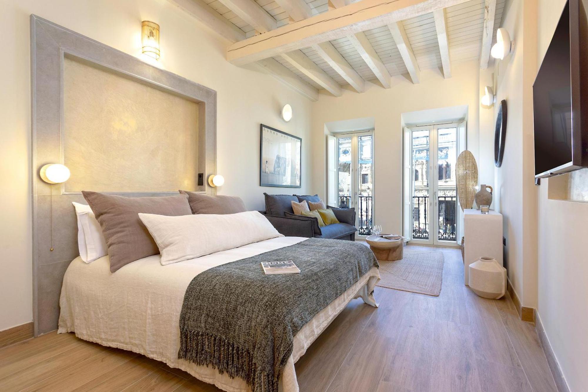 Genteel Home San Francisco Suites Seville Luaran gambar