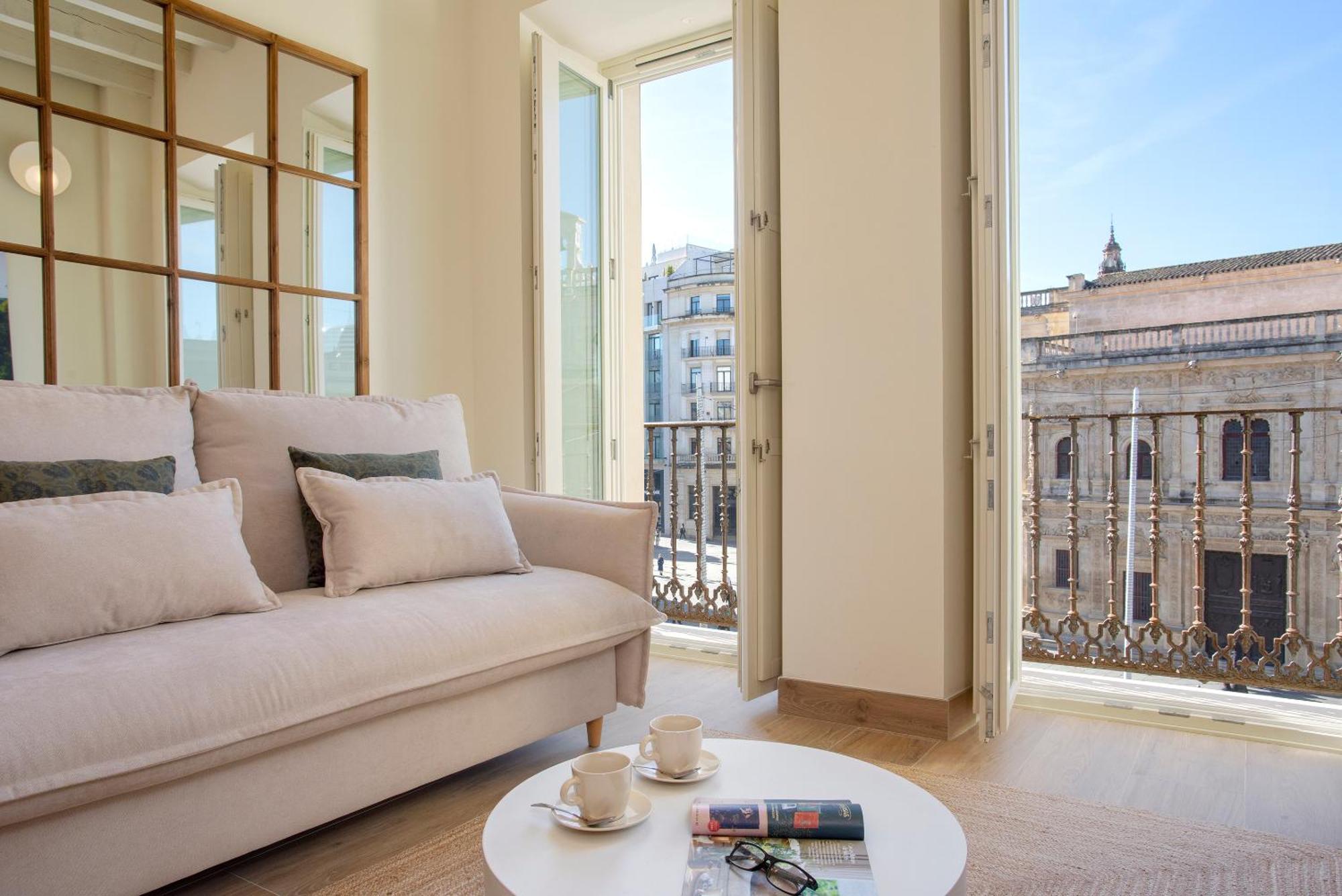 Genteel Home San Francisco Suites Seville Luaran gambar